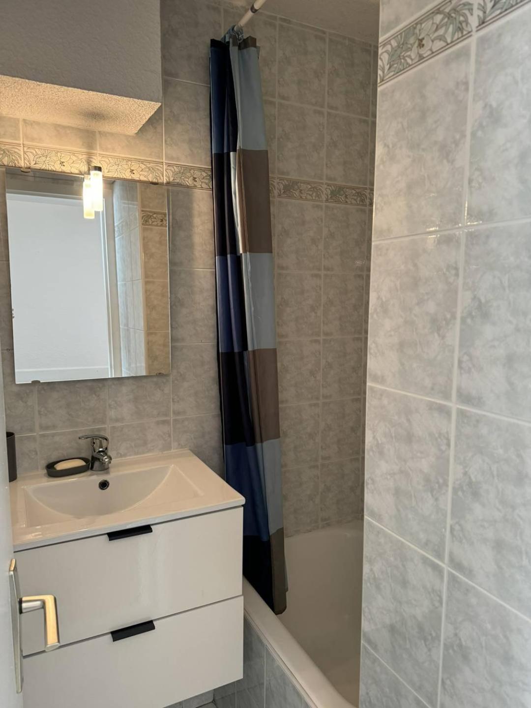 Confortable Studio, Wifi, Parking, Proche Plage Карнак Экстерьер фото